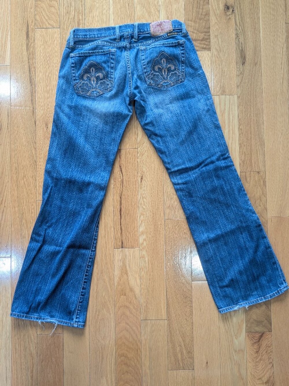 Lucky Brand Lil Maggie jeans size 4/27, 2-button fly, low rise
